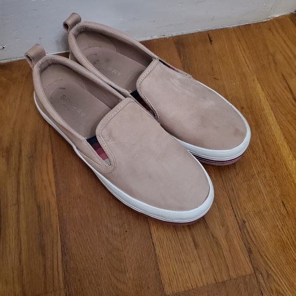 Blush Pink Leather Slip On Sneakers 8.5 - Picture 6 of 6